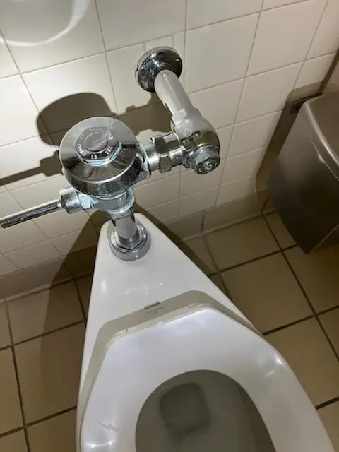 Fixture installation and repair for Garbage Disposal in Center Line